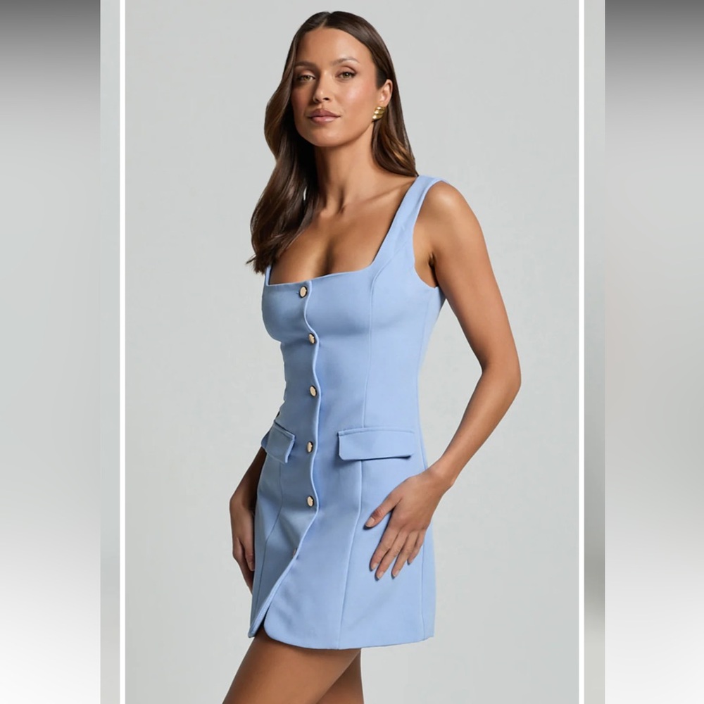 SHOWPO. - KENNA MINI DRESS
Square Neck Button Down Mini Dress in Powder Blue - Picture 3 of 5